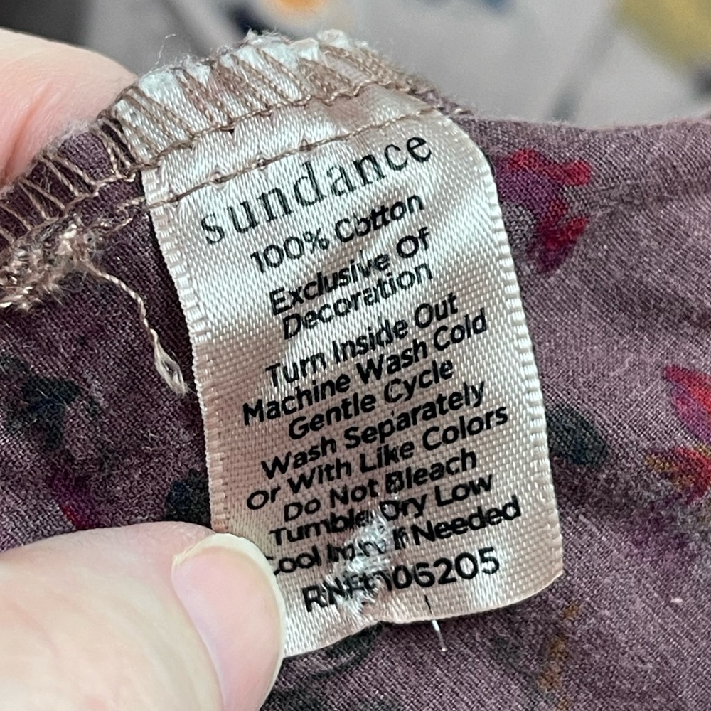 Sundance size 6P Vivant Embroidered Cargo Joggers Pants in a dusty mauve pink - Picture 5 of 8